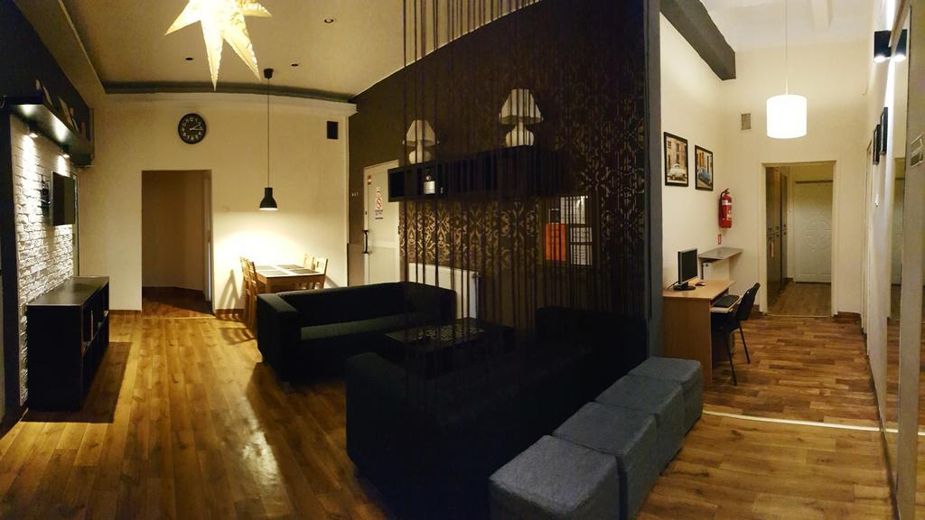Hostel Orange Plus Stary Toruń Exterior foto